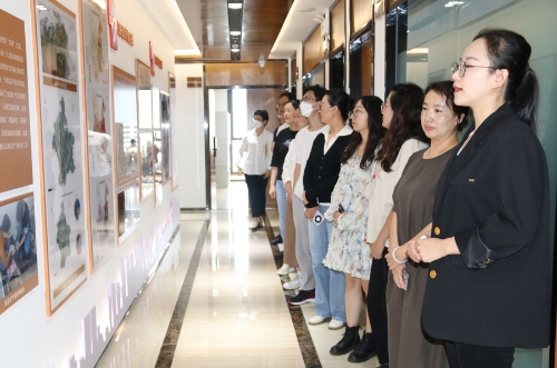 家属座谈会-3